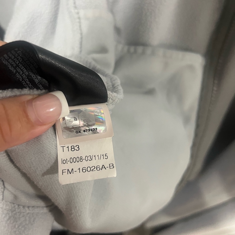 North Face vintage Unisex Light Blue Jacket Size Medium - Picture 8 of 8